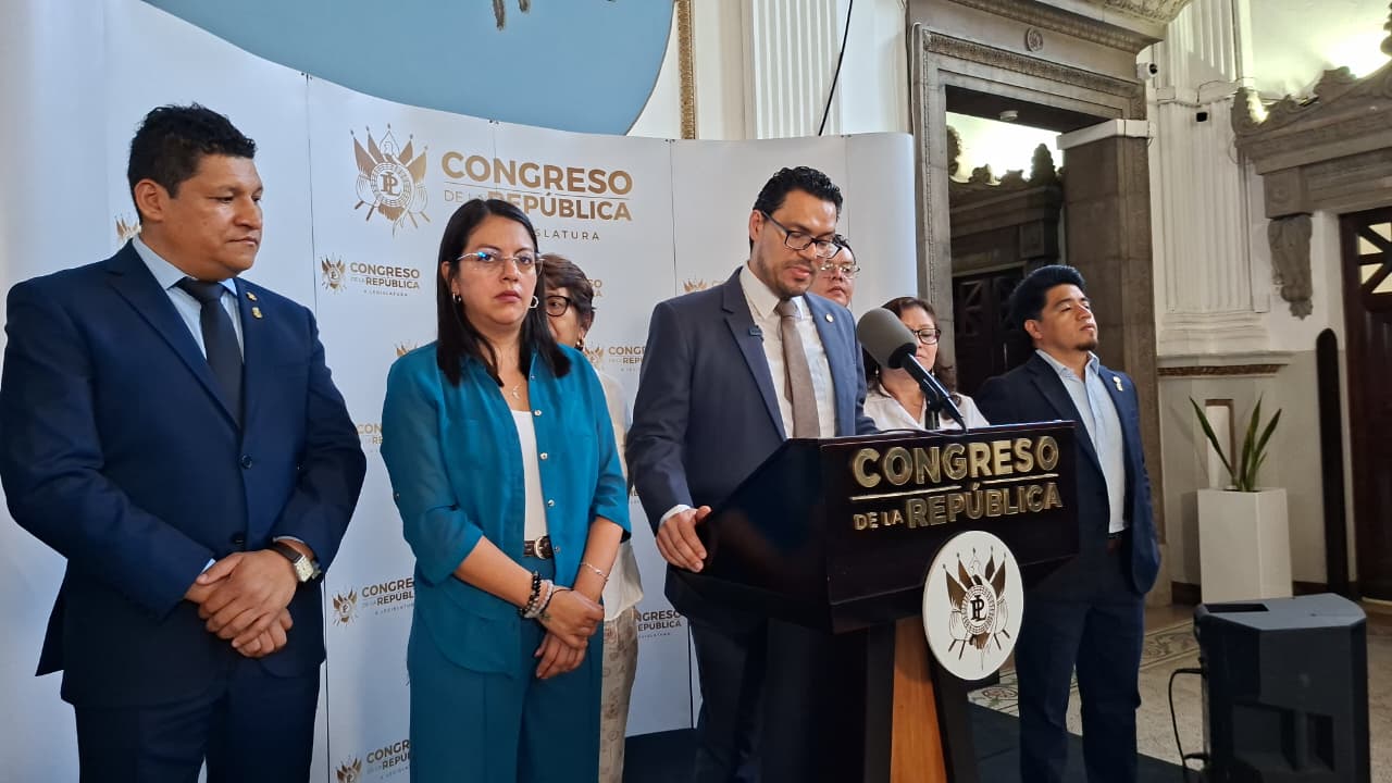 Oficialismo en el Congreso busca garantizar transferencia de mando en MP