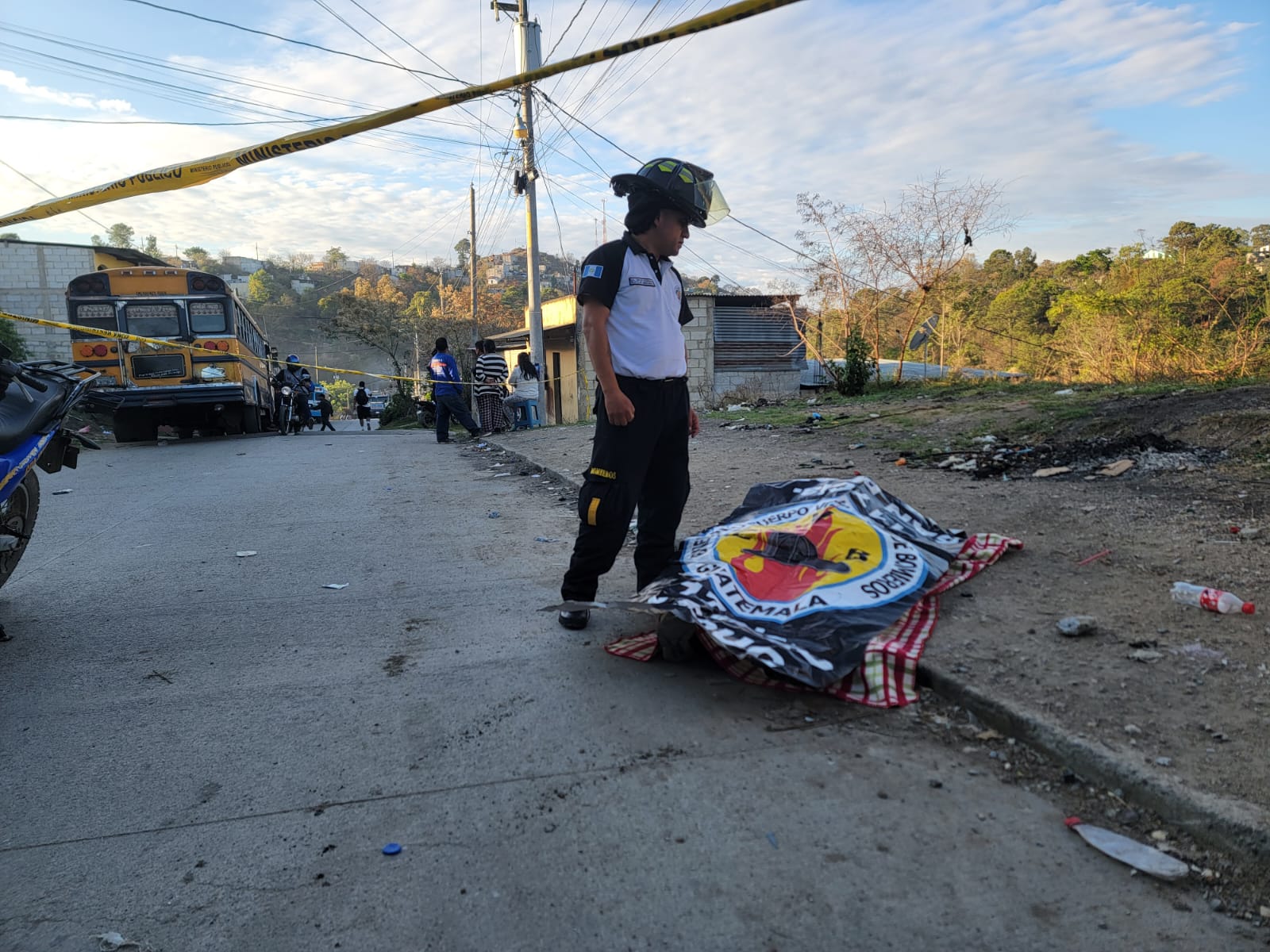 Hombre muere tras ataque armado en Altos de Santa María, San Pedro Ayampuc