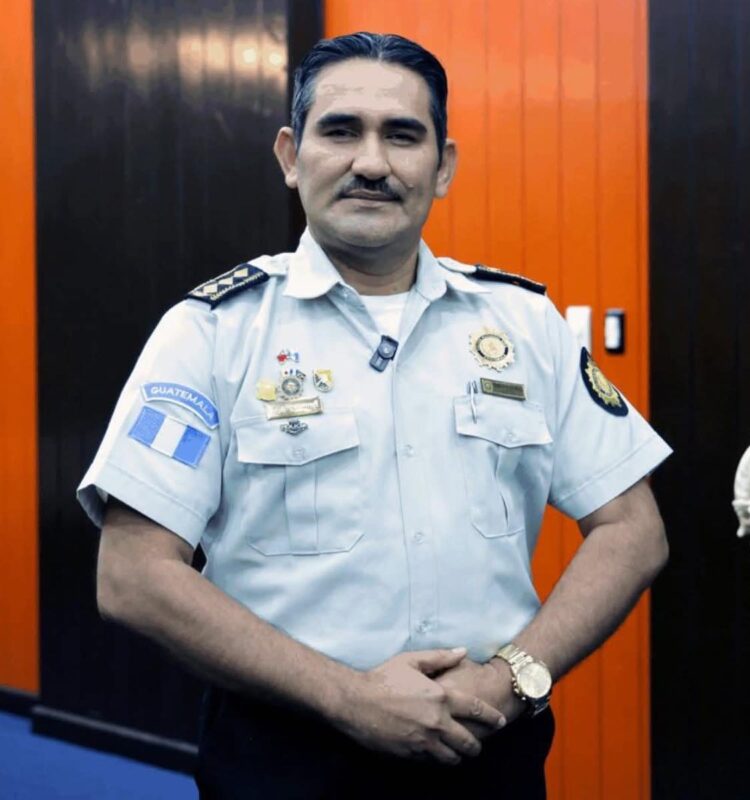 Atentado contra exdirector adjunto de la PNC deja dos mujeres muertas en la Ruta al Atlántico