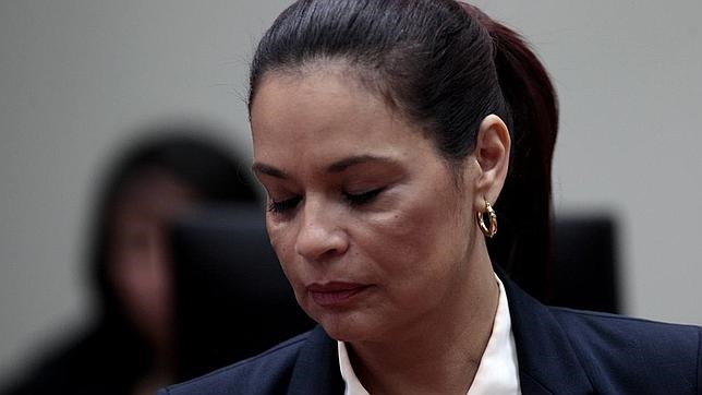 Exvicepresidenta Roxana Baldetti pide medida sustitutiva