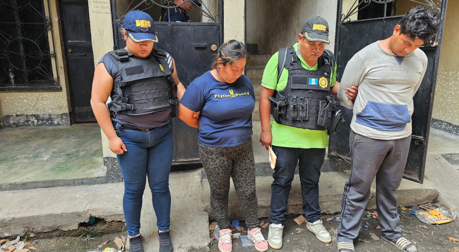 Capturan a cinco personas vinculadas a femicidio