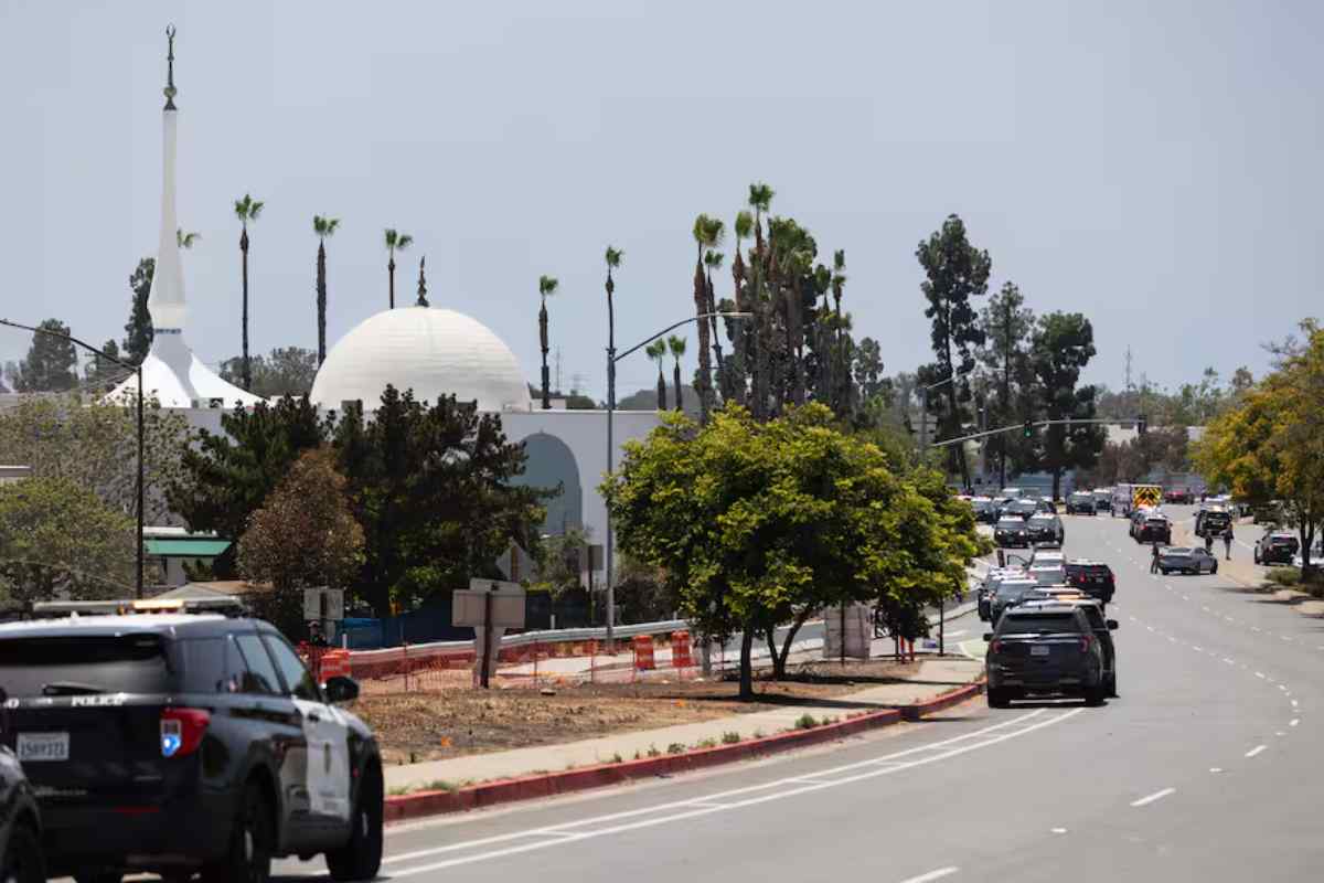 Fuerzas de seguridad investigan incidente reportado en centro religioso de San Diego