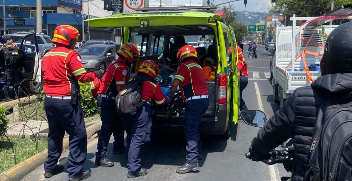 Ataque armado en zona 10 deja un hombre herido de bala