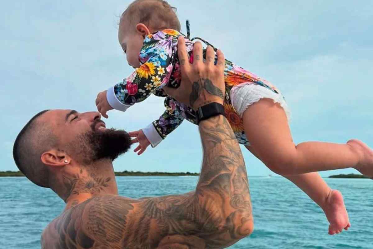 Publicación de Maluma con su hija genera reacciones entre seguidores