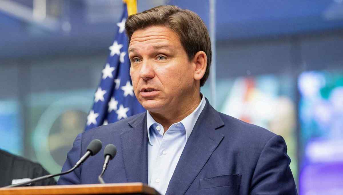 Ron DeSantis se pronuncia sobre estrategia migratoria y deportaciones