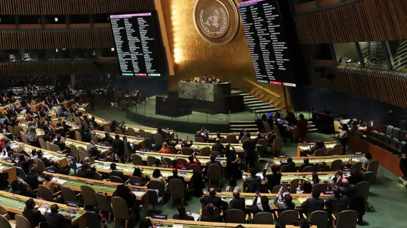 La ONU aprueba un texto histórico para reforzar la responsabilidad climática de los países