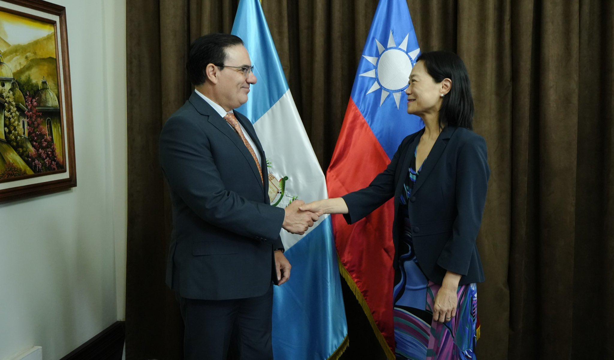 Taiwán fortalece cooperación con Guatemala en materia de seguridad