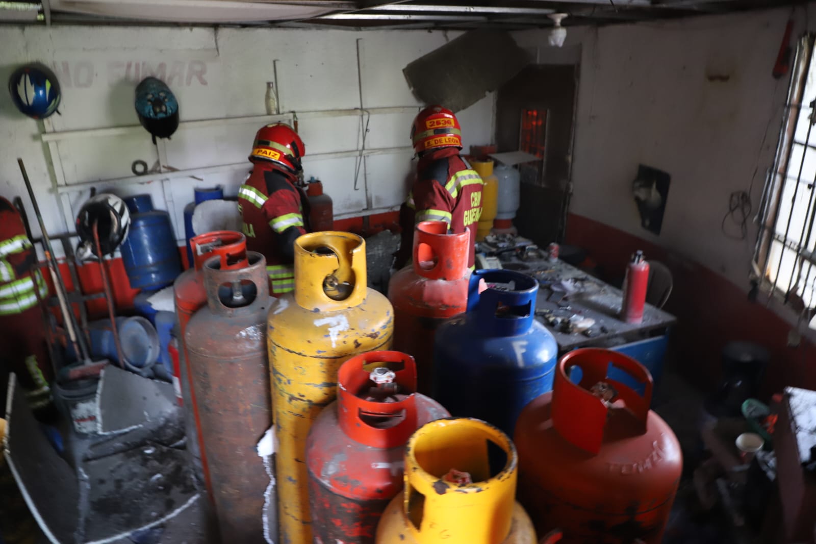 Deflagración en expendio de gas propano deja tres heridos en zona 12