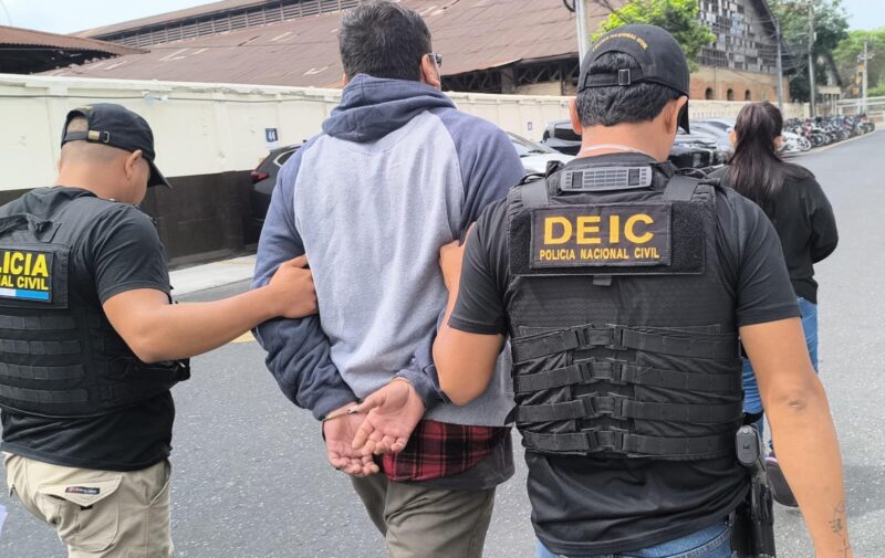 Allanamientos contra las extorsiones dejan 15 capturados