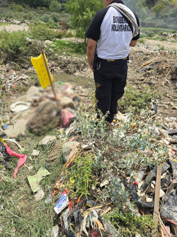 Localizan cadáver en estado de putrefacción en el río Las Vacas