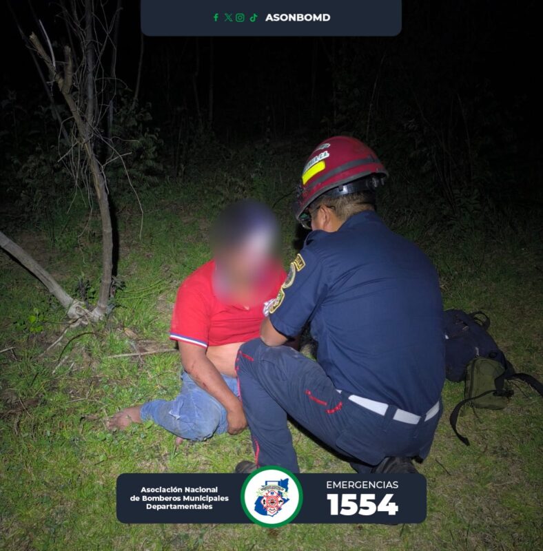 Persona resulta herida tras perder el control de vehículo en Totonicapán