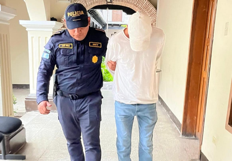 ¡Hombre regresa a prisión! Ha sido capturado 22 veces
