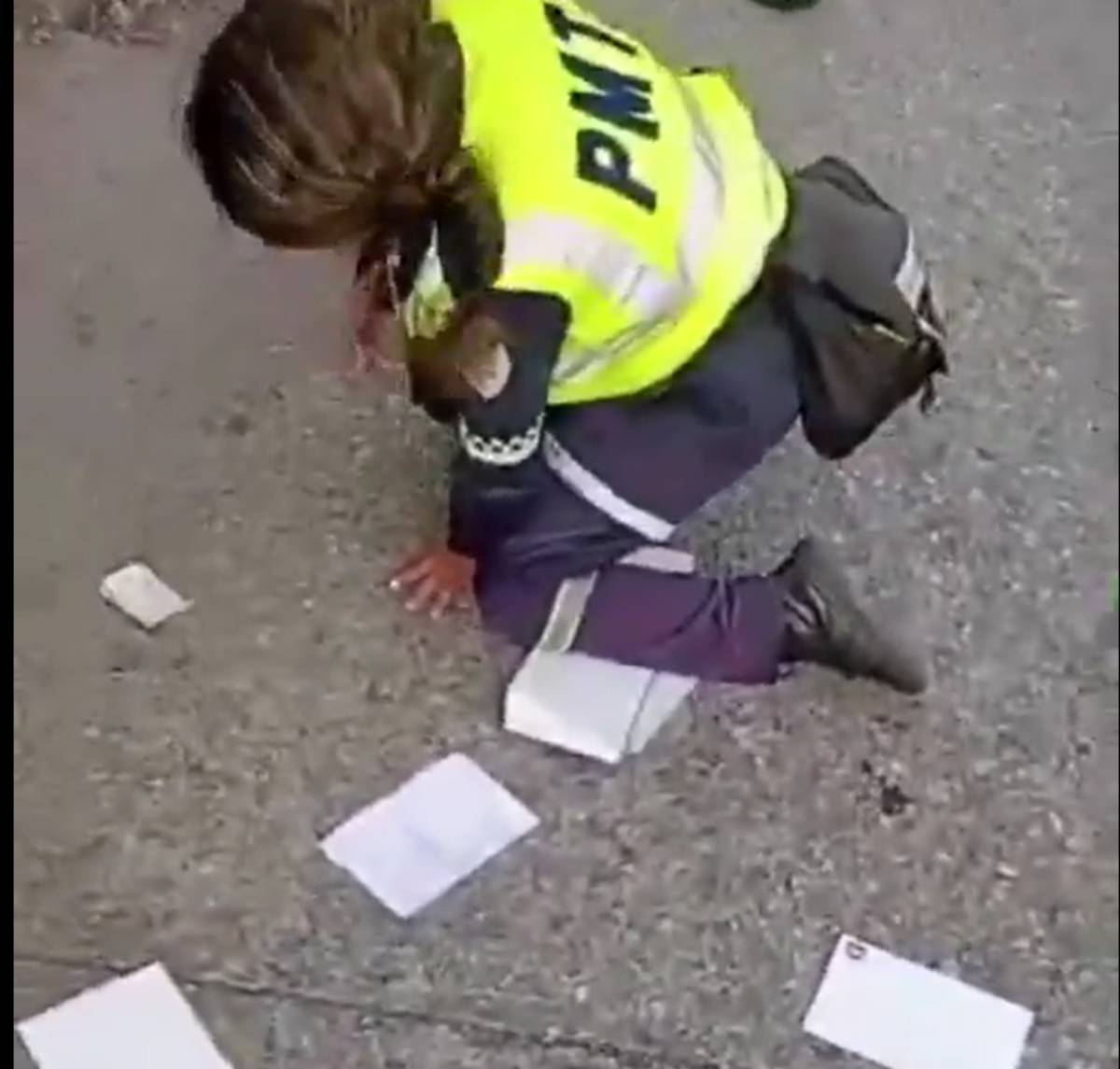 Presentan denuncia contra mujer que agredió a agente de tránsito