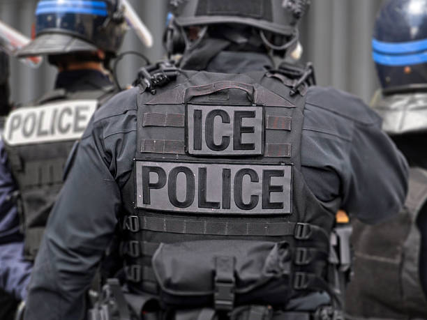 Migrantes guatemaltecos localizados dentro de un contenedor en Texas