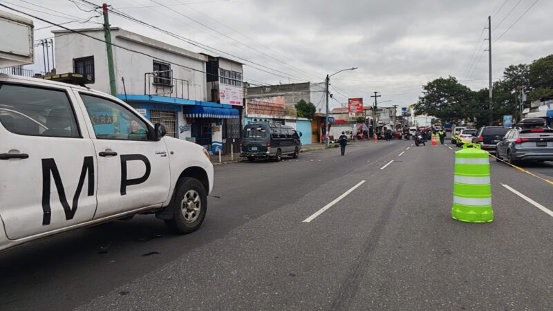 Intento de asalto deja un muerto y un herido en Mixco