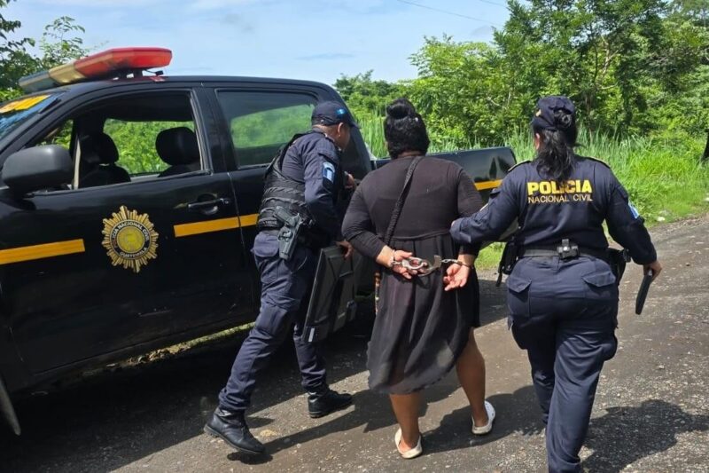 Capturan a mujer que intentó ingresar un televisor