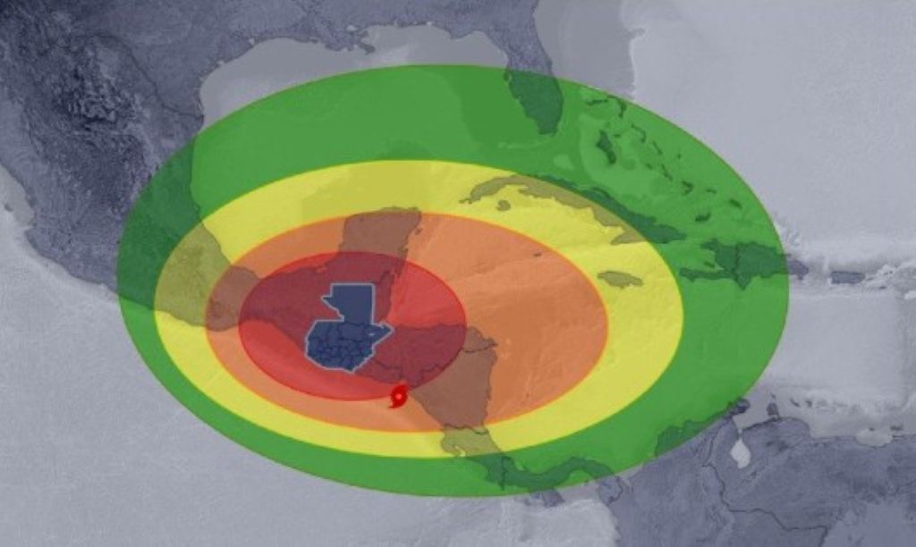 Tormenta Tropical Cristina avanza hacia El Salvado