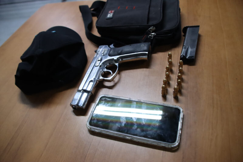 Dos hombres capturados por portar armas de fuego d