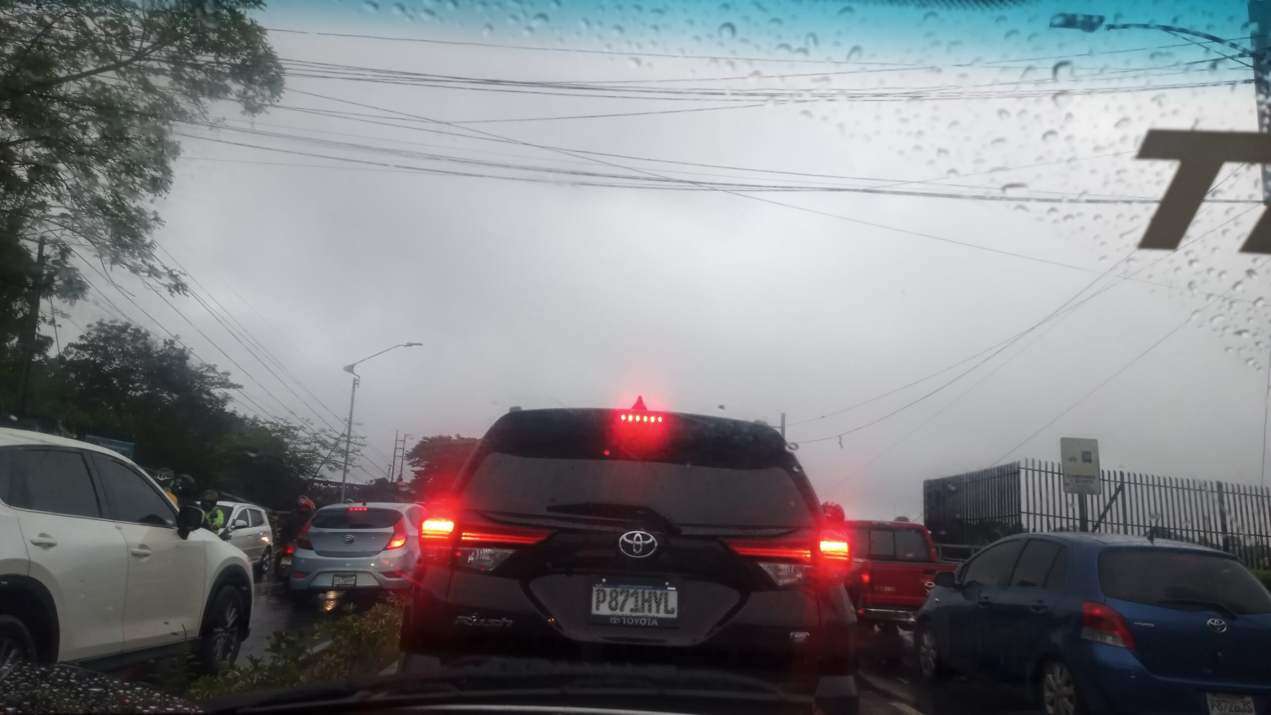 Clima: Lluvioso amanecer en Guatemala