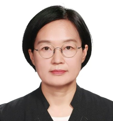 Presidente de Corea del Sur designa a una mujer co