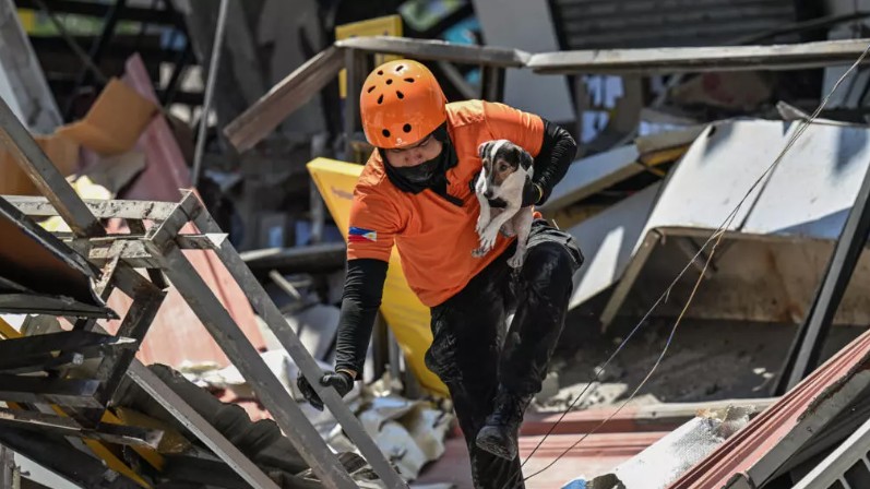 Sismo de Filipinas deja 41 muertos y los pacientes son atend