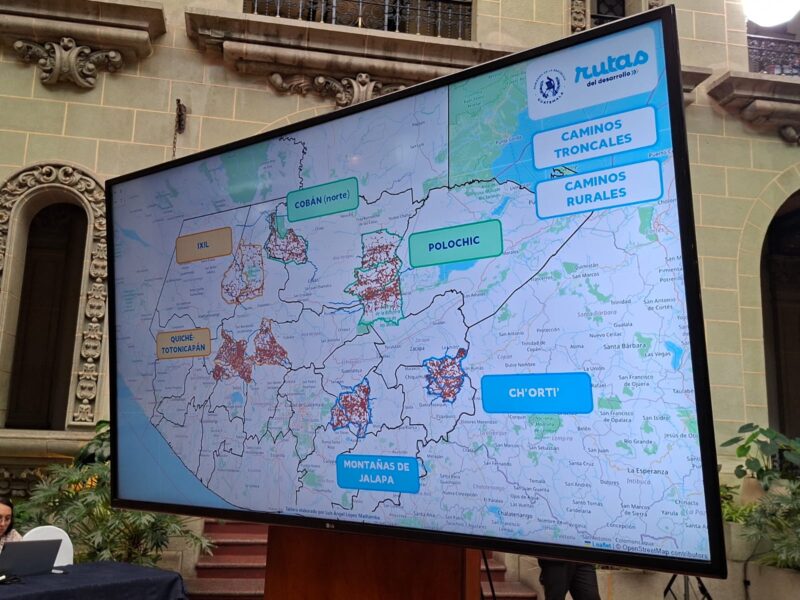 Gobierno reporta avances de Rutas del Desarrollo p