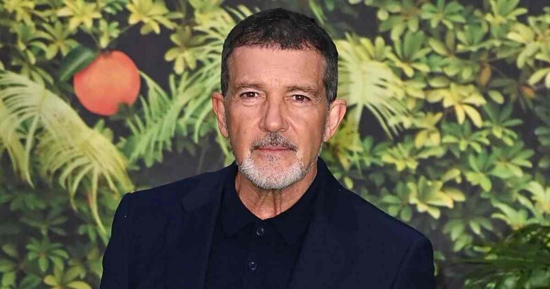 De acuerdo con Banderas, estar “tan cerca” de la mortalidad, “es un recordatorio increíblemente claro de lo estúpido que eres al perder el tiempo en cosas que no merecen estar en tu vida”, añadió.