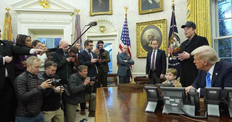 El juez Timothy Kelly, del Tribunal de Distrito de Estados Unidos en Washington, emitió una orden para restablecer el acceso durante la madrugada de este jueves