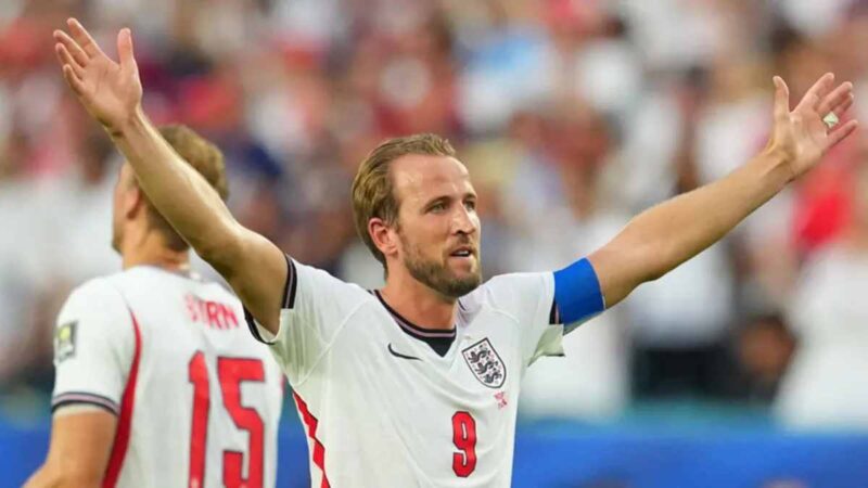 El ahora delantero del Bayern es el quinto inglés en ganar este galardón, tras Stanley Matthews (1956), Bobby Charlton (1966), Kevin Keegan (1978 y 1979) y Michael Owen (2001).